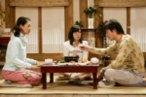 ‘사랑방 선수와 어머니’ 뜨거웠던 촬영현장 공개