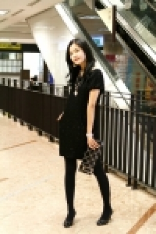 더걸스가 20~30대의 여성을 대상으로 중저가의 유로풍 캐쥬얼 브랜드인 ‘졸리팜므(jolifemme de paris)’를 런칭하고 올 FW시즌부터 판매를 시작한다고 밝혔다.
