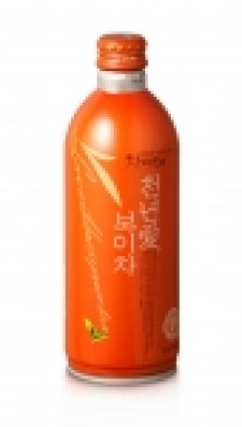 동원F&B(는 프리미엄 차음료인 ‘차애인’시리즈의 5번째 제품으로 ‘천년愛 보이차’를 출시했다.