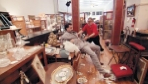 페이크 다큐멘터리 최고의 흥행작 <보랏>