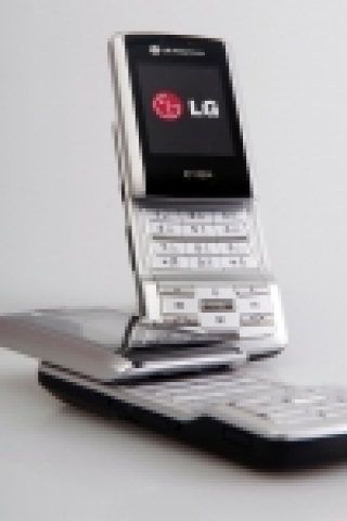 LG전자 『글로벌 로밍폰(모델명: LG-LC3200)