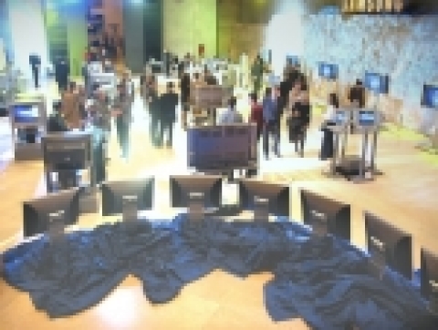 '04년 로댕박물관에서 개최된 디지털로드쇼 현장