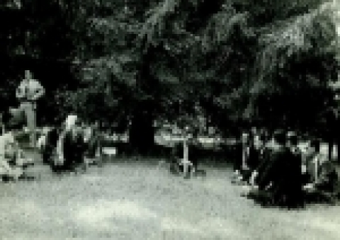 박정희 전 대통령 성환 축산시험장 취원각 정원 환담, 1968.8