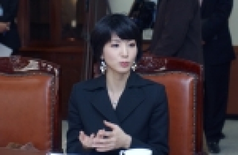 황정민 아나운서