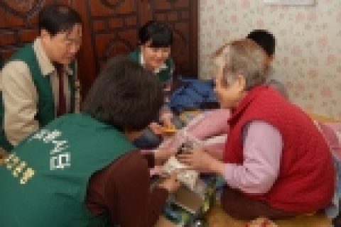 부산은행, 설날맞이 사랑의 쌀 전달 및 자원봉사 실시