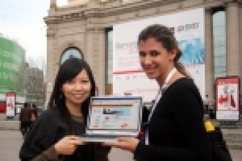 SK텔레콤은 12일, ‘3GSM World Congress 2007’이 열리고 있는 스페인 바르셀로나 현지에서 T LOGIN 서비스 최초로 해외로밍 시연에 성공했다고 밝혔다.