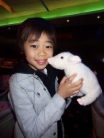 박지빈은 개봉 무대 인사와 깜짝 이벤트 통해 관객들 만났다