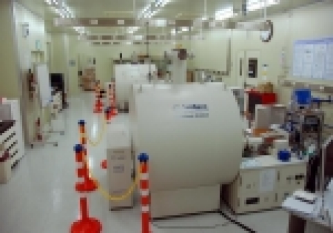 한국표준과학연구원에 구축된 고분해능질량분석기