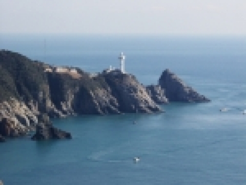 100년의 역사와 동양 최대규모를 자랑하는 거문도등대