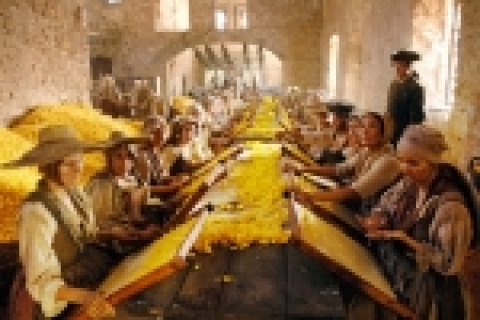 영화 ‘향수’ 원작자의 영화화 허락에만 15년 걸려