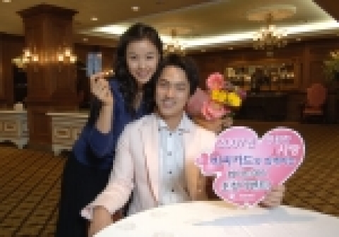 비씨카드가 서울 논현동 임페리얼  팰리스 호텔 컨벤션 센타에서 달콤함 ‘2007 영원한 사랑 화이트데이 파티’를 가질 예정이다