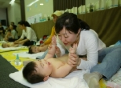 LG생활건강, 엄마와 아기가 함께하는 건강클래스