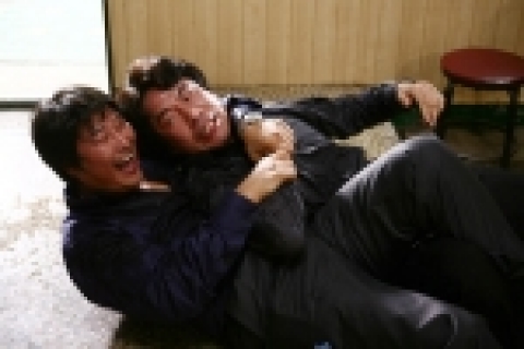 ‘우아한 세계’ 송강호, 오달수 천진난만 물싸움