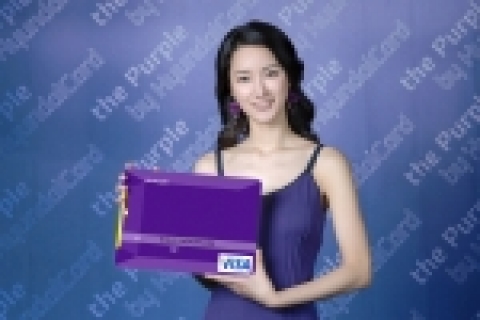 현대카드(대표 정태영, http://www.hyundaicard.com)는 여행/호텔/골프 등 다양한 프리미엄 서비스를 제공하는 VISA 시그니처 기반 퍼플카드를 국내 최초로 출시