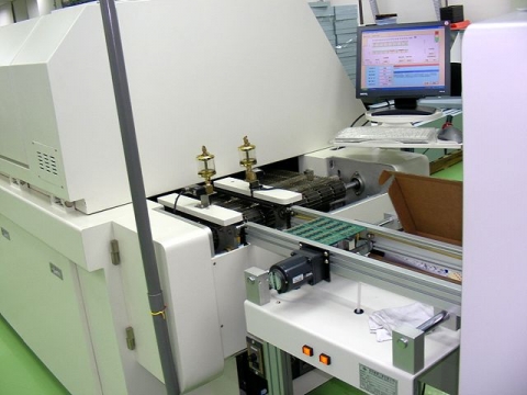 (주)디지웍스세미콘의 PC 메모리 제품 생산 라인 사진