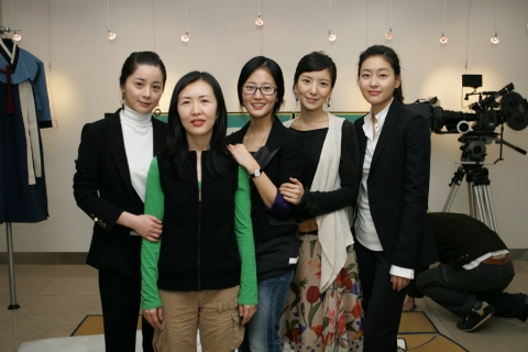 영화 <궁녀>가 무사 촬영을 기원하는 고사를 마치고, 드디어 촬영을 시작했다