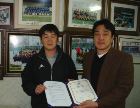 솔병원, 솔 휘트니스&스포츠크리닉(소장 조영재)와 문래 중학교 축구부(감독 김태인)