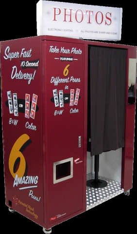 디에스티는 디유뱅크의 포토키오스크인 ‘EV-Lab’ 및 포토부스 ‘Model12’에 윈도우XP임베디드를 적용하였다