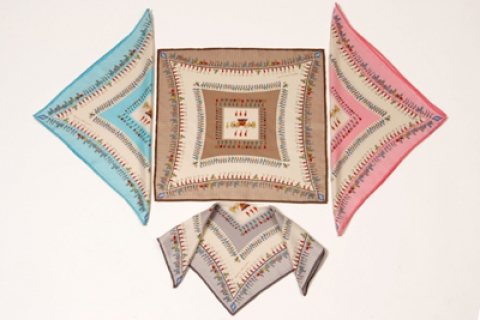 정조대왕행차도스카프(아트플러스제품)
-공예명품 출시제품