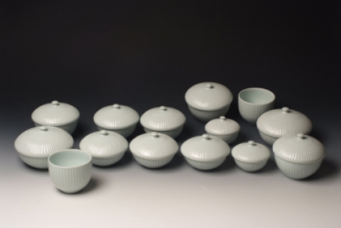 누비문반상기(반상이기제품)
-공예명품 출시제품
