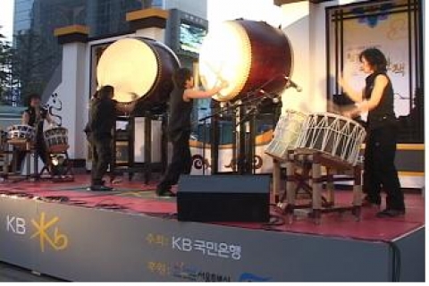 타악 퍼포먼스