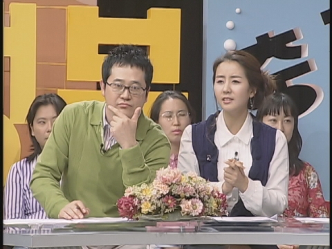 메디TV &lt;행복충전 2080&gt;은 건강의료정보를 어렵고 딱딱하게 전달했던 기존의 프로그램과는 달리각 분야 전문의가 스튜디오에 직접 출연해 개그맨 표영호와 전문MC 전제향과 함께 재미있는 토크로 정보를 풀어준다.