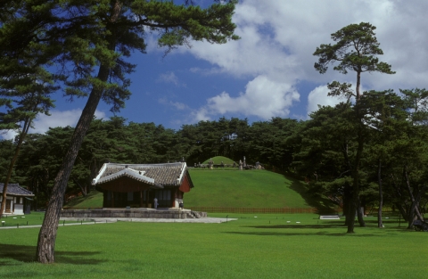 능침전경