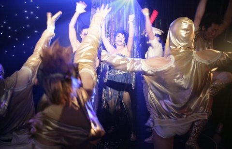 브로드웨이 클럽 뮤지컬 ‘동키쇼’공연 장면 - 디스코 음악과 함께 멋진 쇼가 펼쳐지는 유쾌한 파티 / 대학로 동키쇼 전용홀,  6월 30일까지 (시즌1)