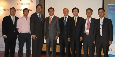 왼쪽부터 CS증권 대표 이천기,  ALCOR Investment James Johnston (제임스 존스턴), CS증권 아시아,태평양 대표 Lito Camacho(리토 카마쵸), 
