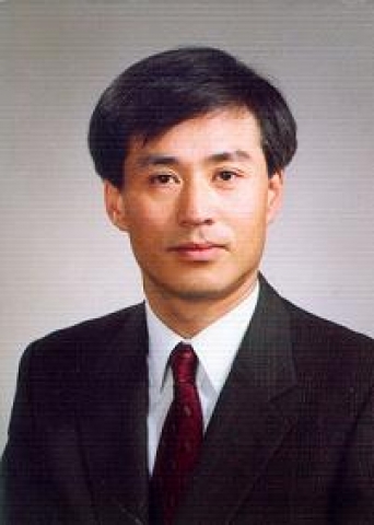 이 주 진  단장