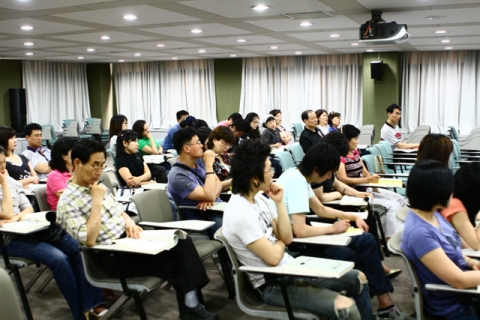 경청하는 상인들