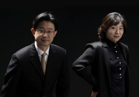 협연자 : 왼쪽 바이올린 이경민, 오른쪽 첼로 여미혜