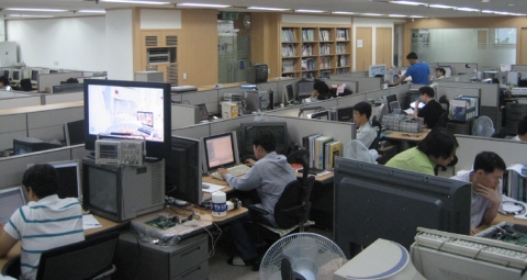 에스넷 R&D센터 내부