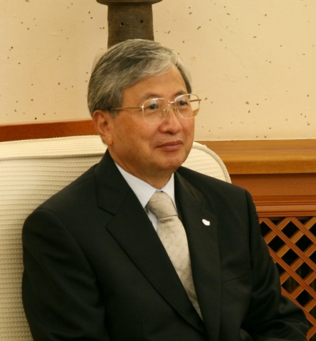 충발연 제6대 원장으로 재임명된 김용웅 님