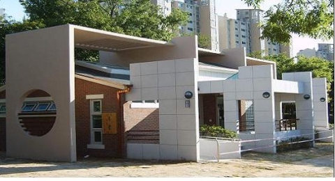 대전 중구 서대전시민공원 공중화장실 (공사후)
