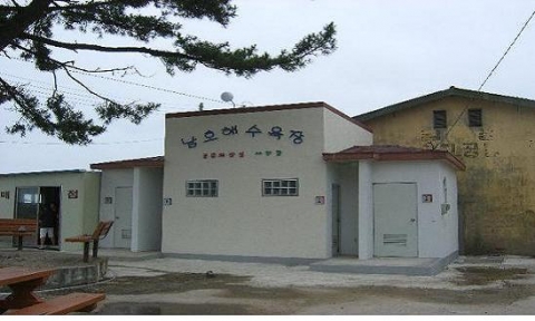 경상북도 영덕군 남정면 남호리 해수욕장 공중화장실(공사후)