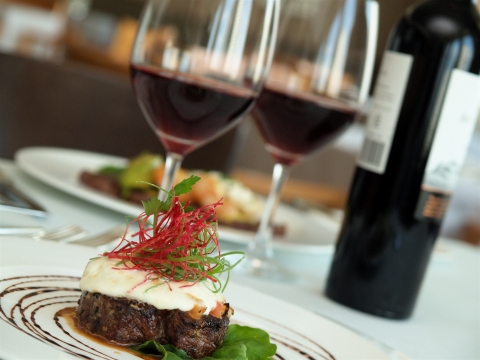 Great Lunch with a Glass of Wine...The COEX InterContinental Seoul’s Sky Lounge