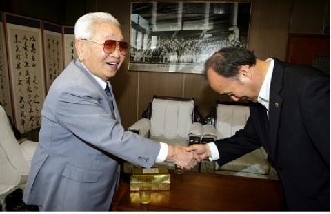 제59주년 제헌절 맞아 金仁湜의원 위문