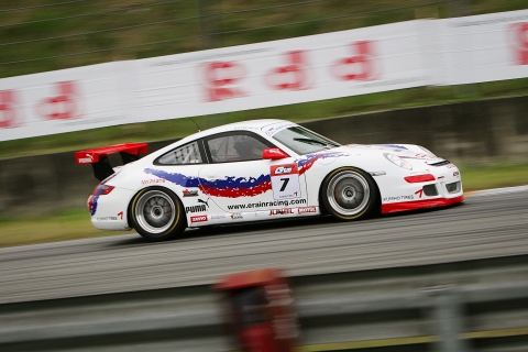 이레인 레이싱팀의 포르쉐 997 GT3