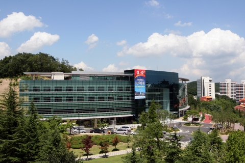 POSCO 국제관 외관 사진
