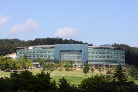 POSCO 국제관 외관 사진