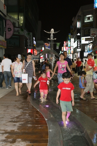 포항시 명품거리, 중앙상가 실개천 탄생