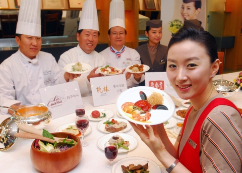 아시아나항공, 도림, 라쿠치나, 딘타이펑의 고품격 요리를 기내에서 선보여