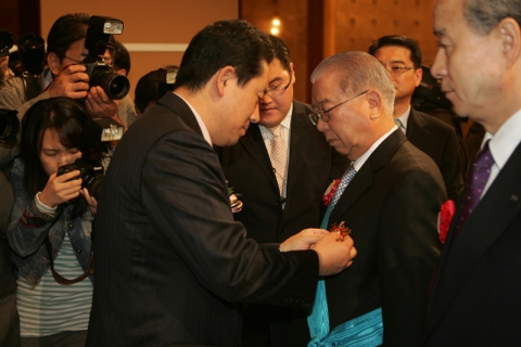 (주) 서울가즌 대표이사 이일규, 중저가호텔의 국제화와 서비스 향상에 기여