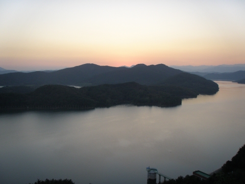 석양이 지는 진양호의 풍경(경남 진주 - 관광공사 조현조)
