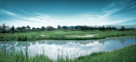 태국 파타야에 위치한 세인트 앤드류스 2000 골프장 전경