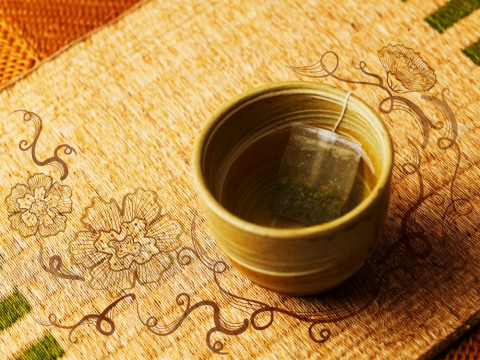 녹차는 치아 착색을 유발시킨다 - 녹차의 장점과 단점