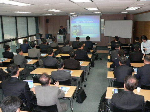 채용설명회 진행 모습