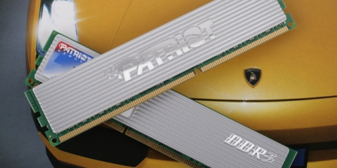 방열판에 깔끔하게 새겨진 패트리어트 로고