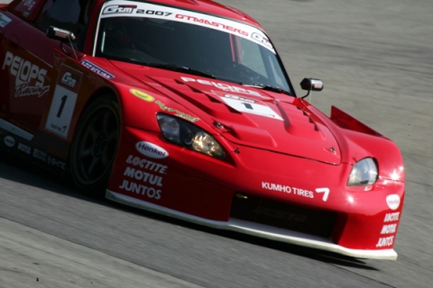 펠롭스 레이싱팀의 머신